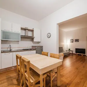 https://manzoni-house.barihotels.org