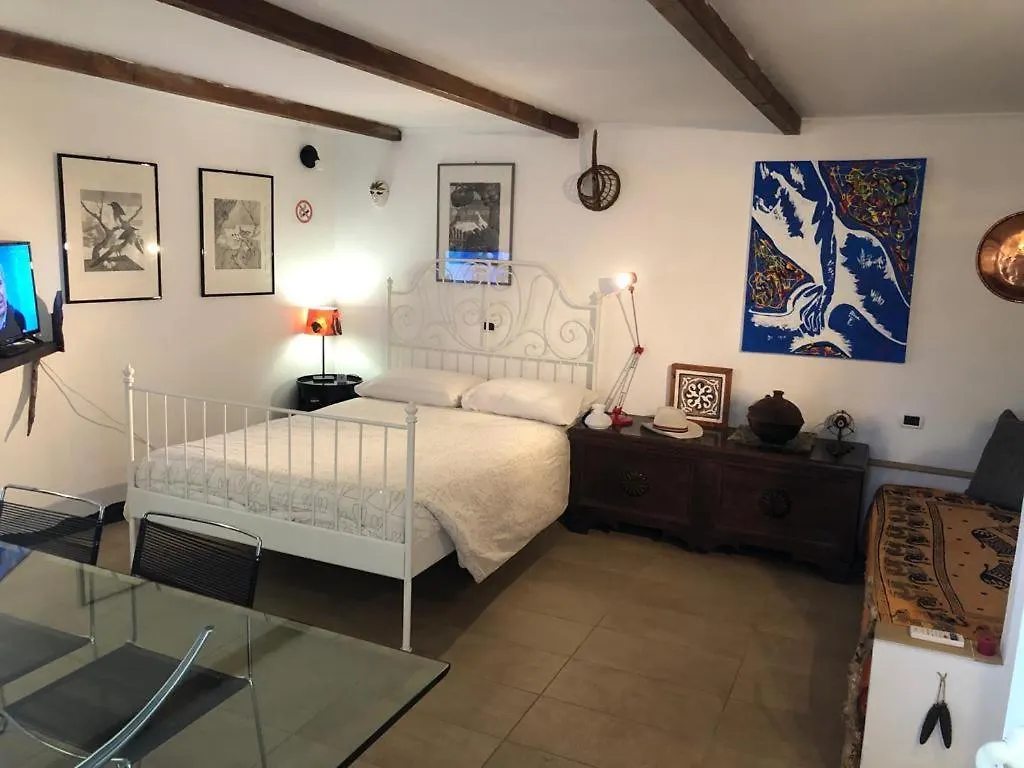 App Spiaggia Bianca Onno Apartamento